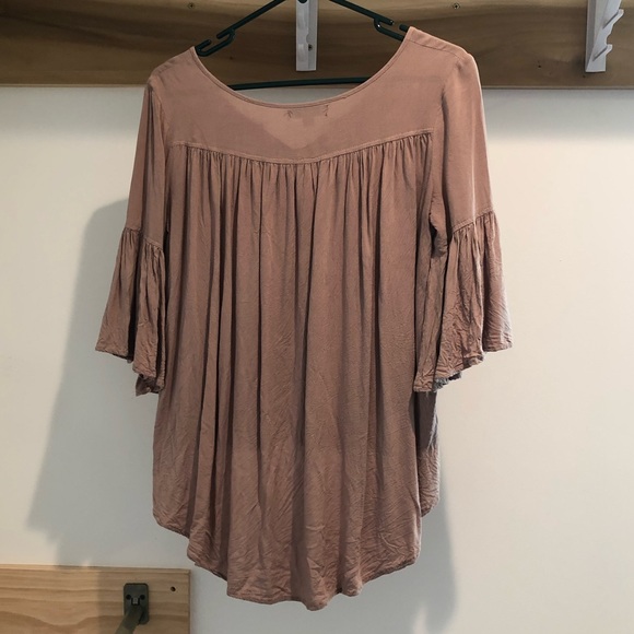 She & Sky Brown Blouse - Picture 2 of 2